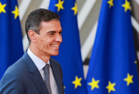 Sánchez confirma que ha estado en contacto con Zapatero: «Confiamos en su inocencia»
