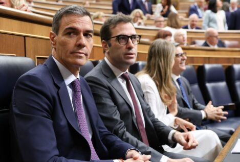 Sánchez presume de que el Gobierno que «molesta» a las élites y a los poderosos