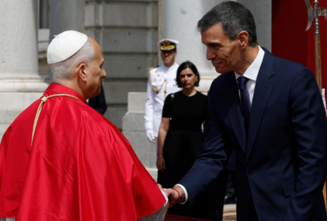 Sánchez espera que la visita del Papa sirva para «seguir tendiendo puentes de diálogo»