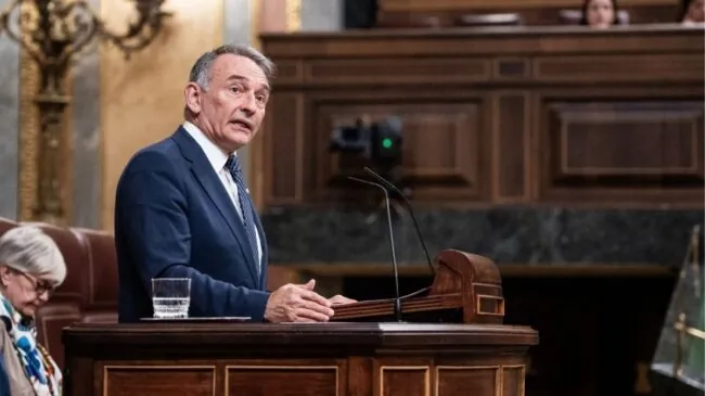 PSOE y Sumar alcanzan un acuerdo para derogar el delito de injurias a la Corona