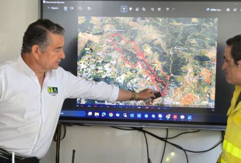 Se elevan a 23 los medios aéreos activados por el incendio de Villanueva (Huelva)