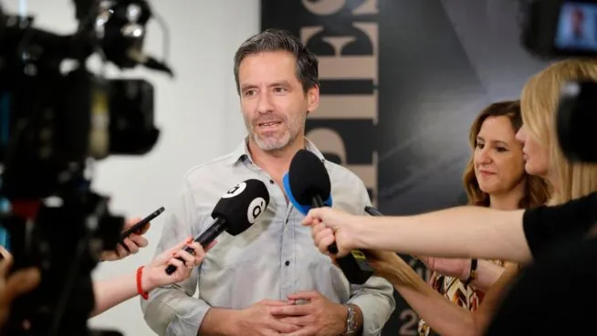 Sémper pide a Sánchez convocar elecciones: «La degradación política debe finalizar»
