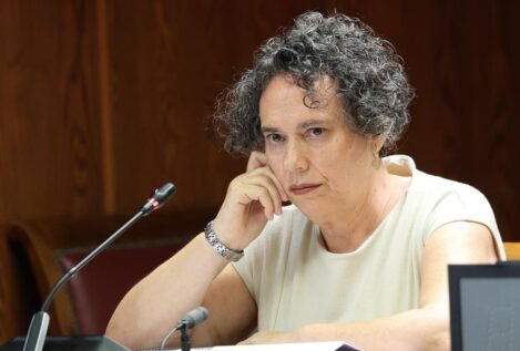 La secretaria de Zapatero calla en el Senado: «No debe interpretarse como un desaire»