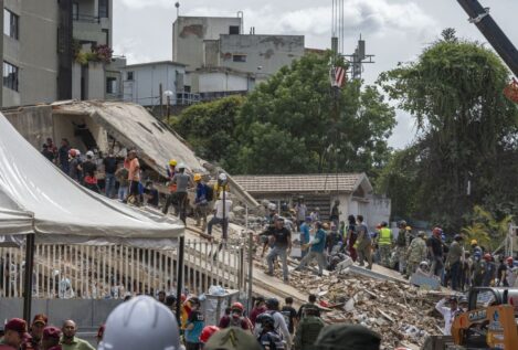 El Gobierno eleva a 133 los españoles desaparecidos en Venezuela tras los seísmos