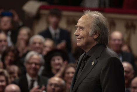 Serrat: «Soy un hijo único con tres hermanos; mi padre, viudo, aportó un hijo y, luego, adoptaron a dos primas huérfanas por la guerra»