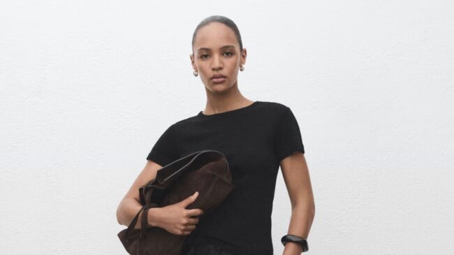 Adiós a los pantalones de pinzas: los cinco shorts lisos de rebajas de Zara y Mango que elevan cualquier look diario esta primavera-verano