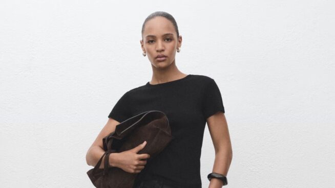 Adiós a los pantalones de pinzas: los cinco shorts lisos de rebajas de Zara y Mango que elevan cualquier look diario esta primavera-verano