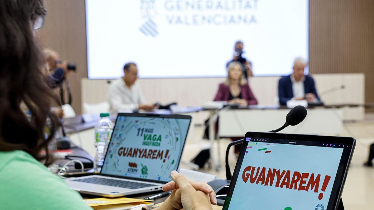 Los sindicatos aprovechan la huelga educativa valenciana para exigir autores catalanes