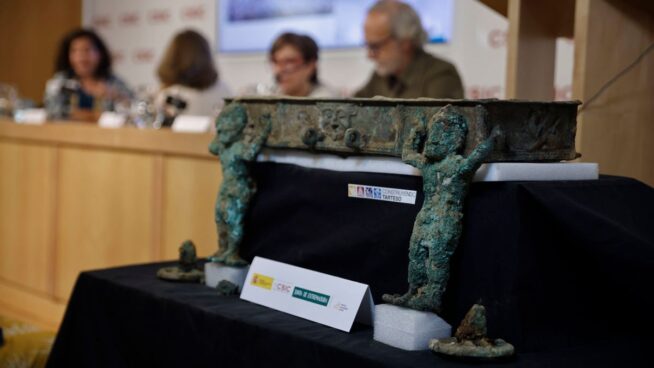 Hallan un carro de bronce que muestra el poder comercial de los tartesos hace 2.500 años