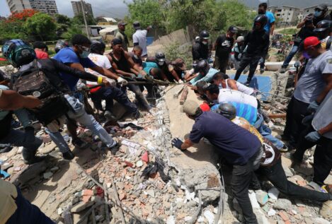 Imágenes de Venezuela un día después de los terremotos que han arrasado parte del país