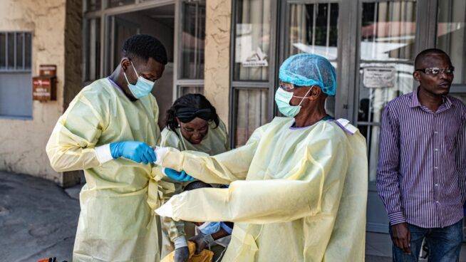 RD del Congo eleva a más de 800 los casos y cerca de 200 los muertos por el brote de ébola