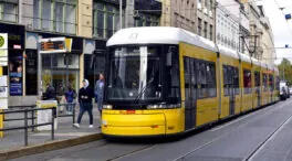 Al menos 20 heridos, tres de ellos graves, tras el descarrilamiento de un tranvía en Berlín