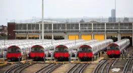 Varios heridos tras la colisión de dos trenes cerca de Bedford (Inglaterra)