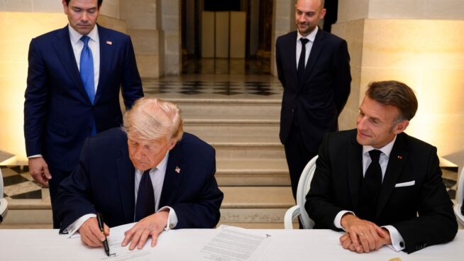 El nuevo Versalles: la rendición incondicional de Trump ante los ayatolás