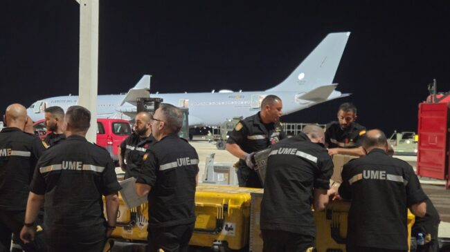Un avión con efectivos de la UME, rumbo a Venezuela para apoyar las labores de rescate