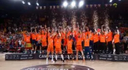 El Valencia Basket conquista su segunda liga ACB tras vencer al Barça en la final