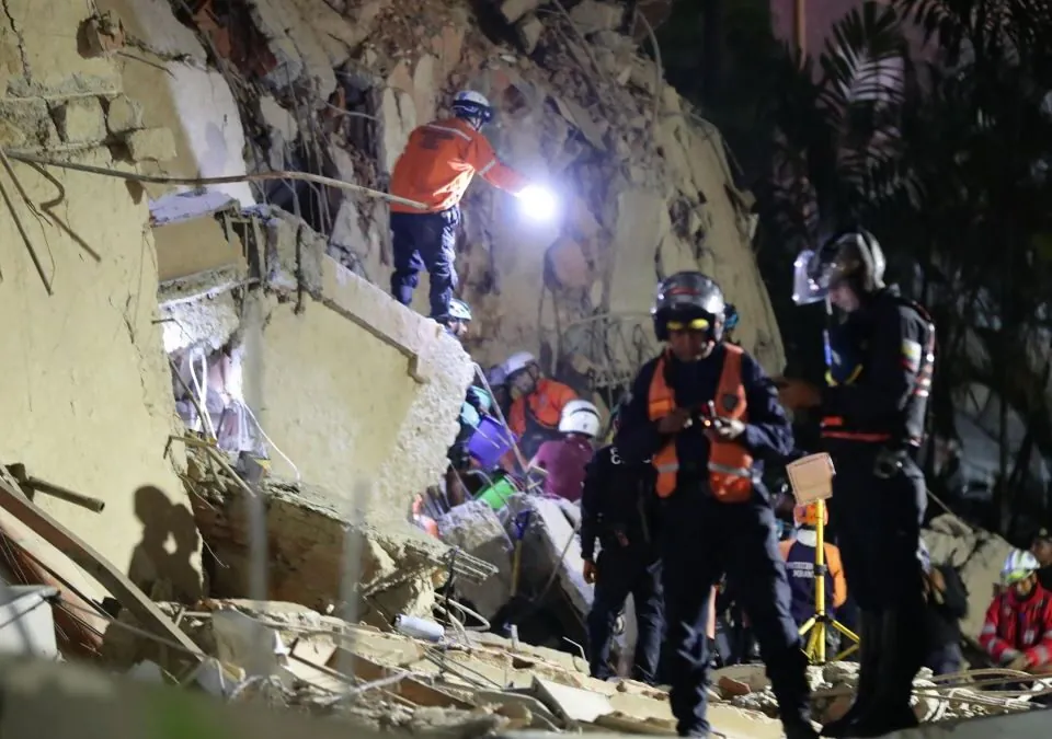 Las imágenes de los dos terremotos que afectan Venezuela
