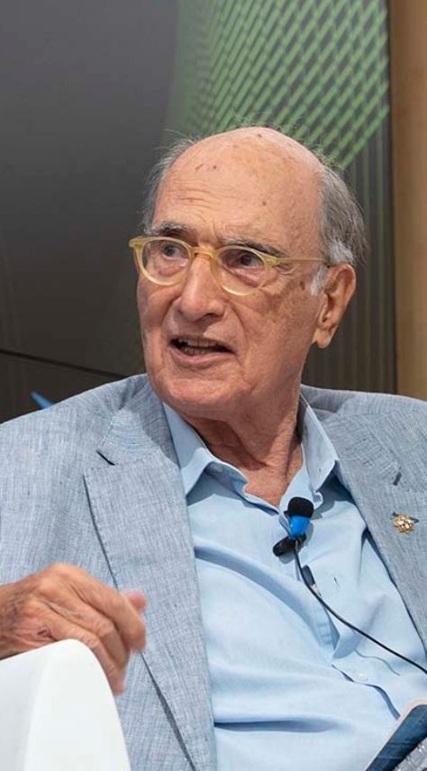 VÍDEO | Julián G.Vargas: «La OTAN parece estar en crisis, pero sigue siendo clave para la defensa de Europa»