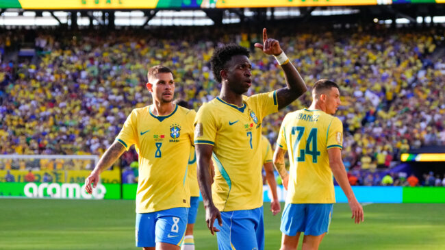 Vinícius rescata a Brasil en su debut en el Mundial contra Marruecos