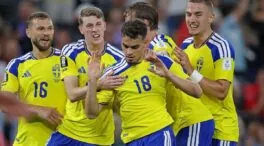El doblete más caro de un Mundial: Ayari, el jugador que tuvo que pedir perdón a Túnez