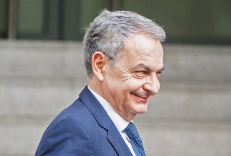 La Fiscalía pide que Zapatero entregue sus pasaportes y comparezca en los juzgados