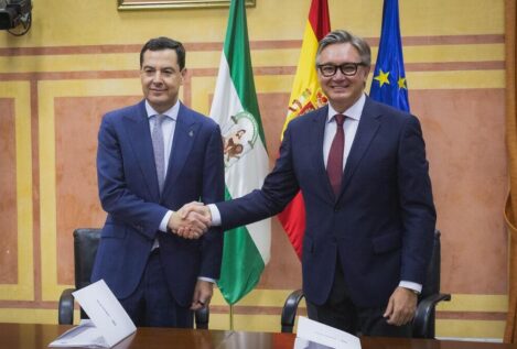 Juanma Moreno, investido presidente andaluz en la segunda votación con el apoyo de Vox
