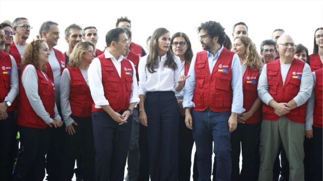 Sánchez da las gracias a los cooperantes de Aecid que viajan a Venezuela