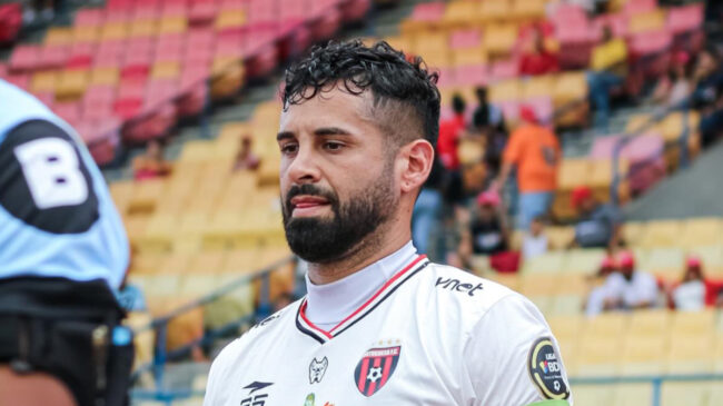 Lucas Trejo, futbolista, sedado después del fallecimiento de su familia en el terremoto de Venezuela