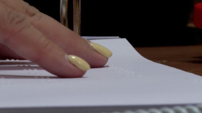 La RAE modificará la acepción de 'leer' en el Diccionario para incluir la lectura del Braille
