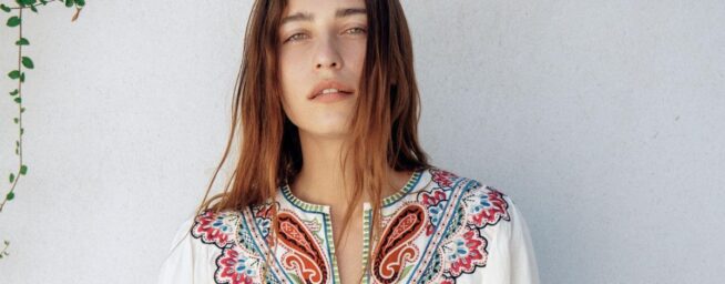Adiós a los vaqueros rectos: ya están en rebajas en Zara y Mango los cuatro pantalones capri para acertar con los looks de oficina en verano