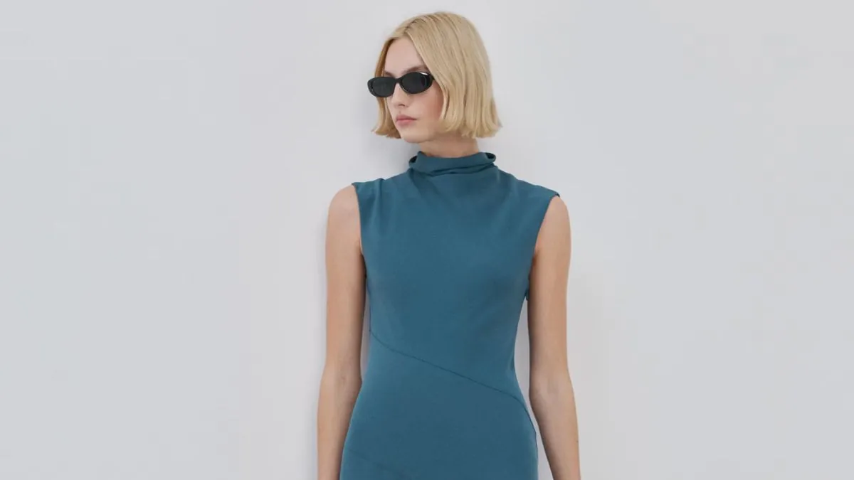 Massimo Dutti y Mango coinciden: rebajan los cuatro vestidos de color tendencia del verano para lograr los looks más acertados de la temporada